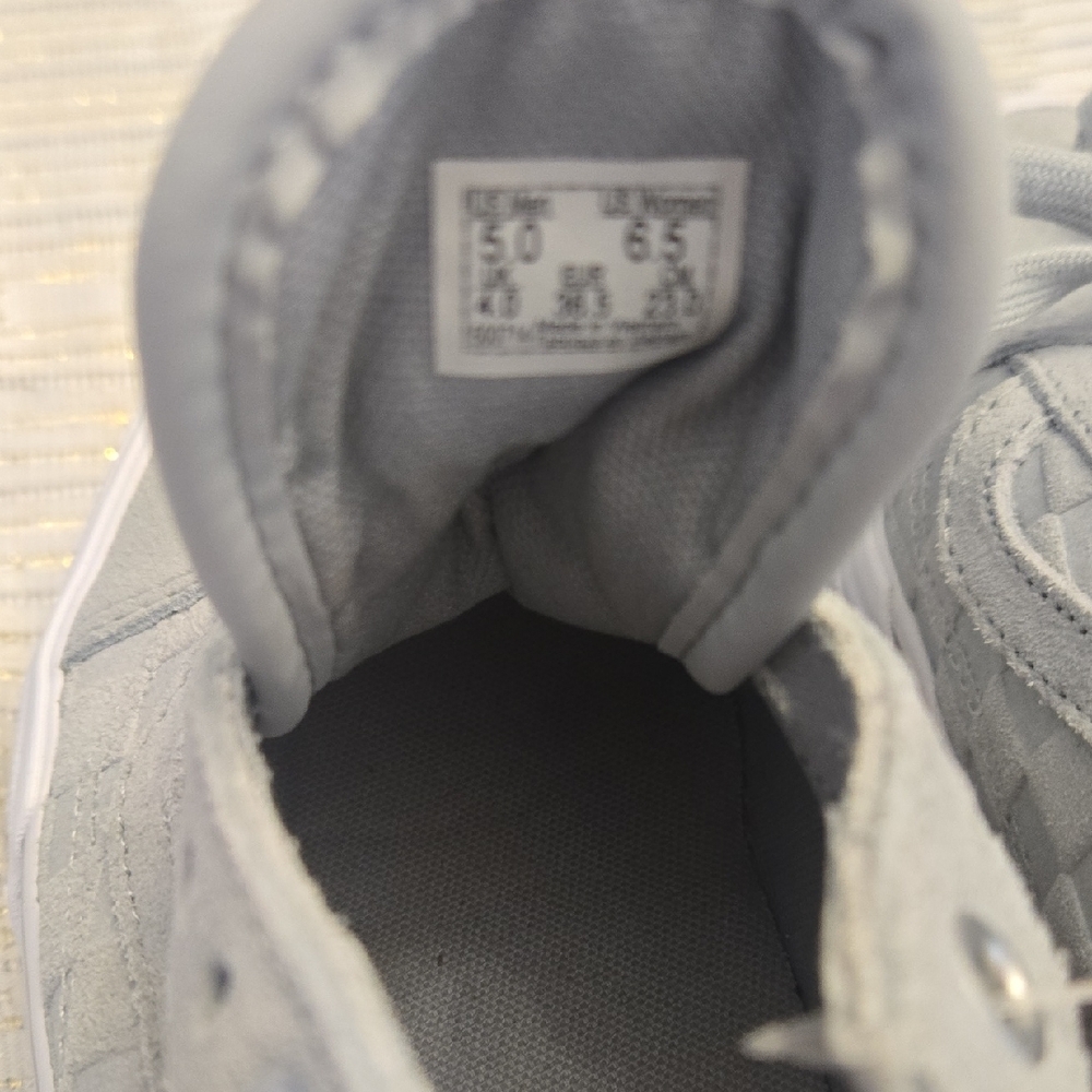 Nwt Vans Womens Gray Suede Platform Sneakers 6.5 - Picture 7 of 7